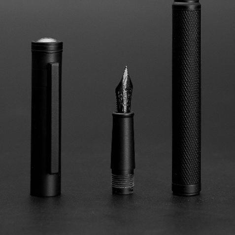 Albert Fountain Pen (Black)